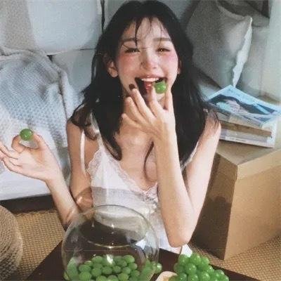 小孩好黑